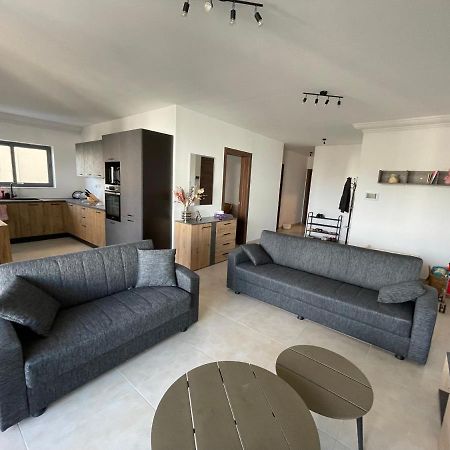 Blue Skies Family Apartment With Terrace San Pawl il-Baħar Extérieur photo