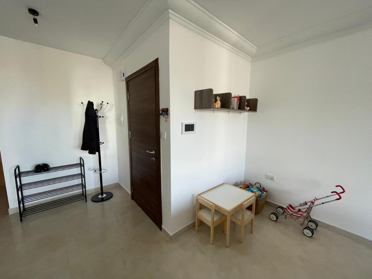 Blue Skies Family Apartment With Terrace San Pawl il-Baħar Extérieur photo