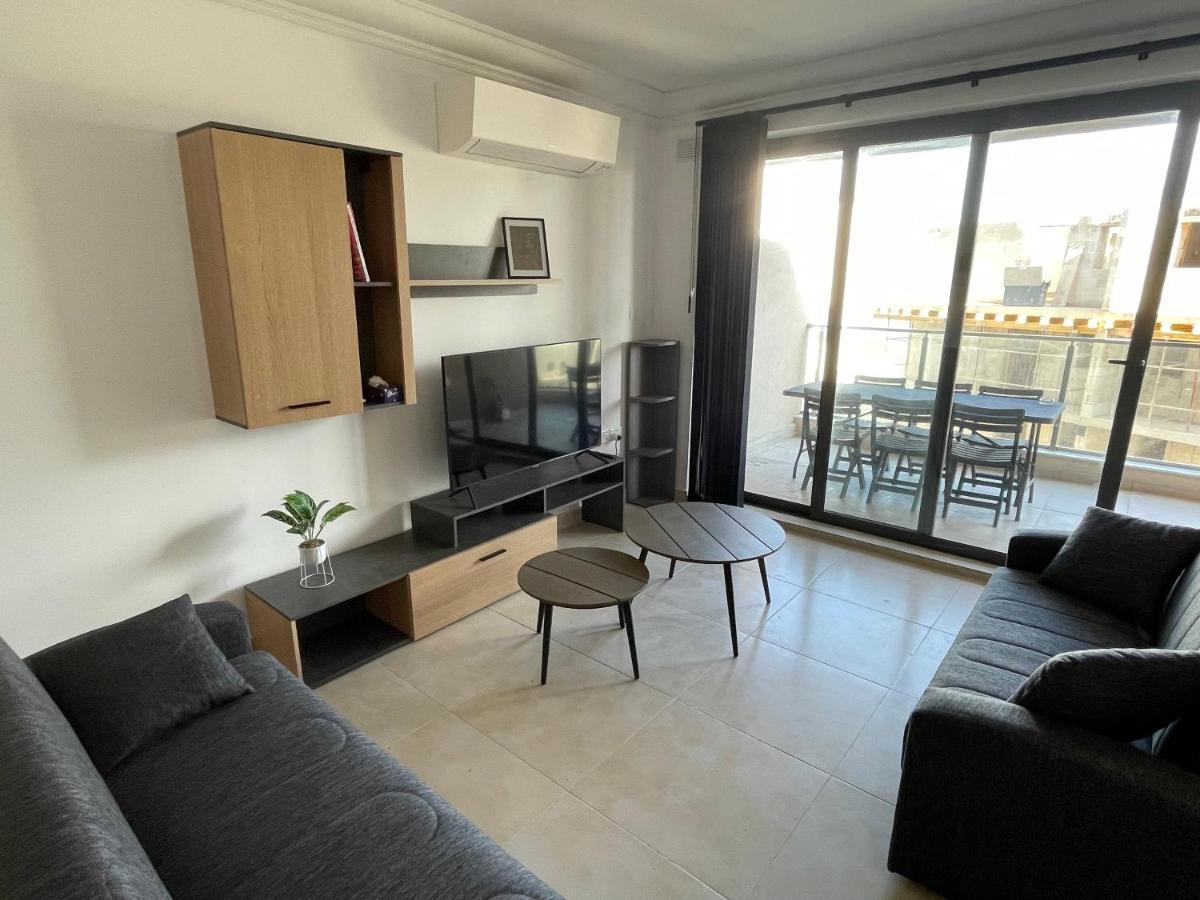 Blue Skies Family Apartment With Terrace San Pawl il-Baħar Extérieur photo